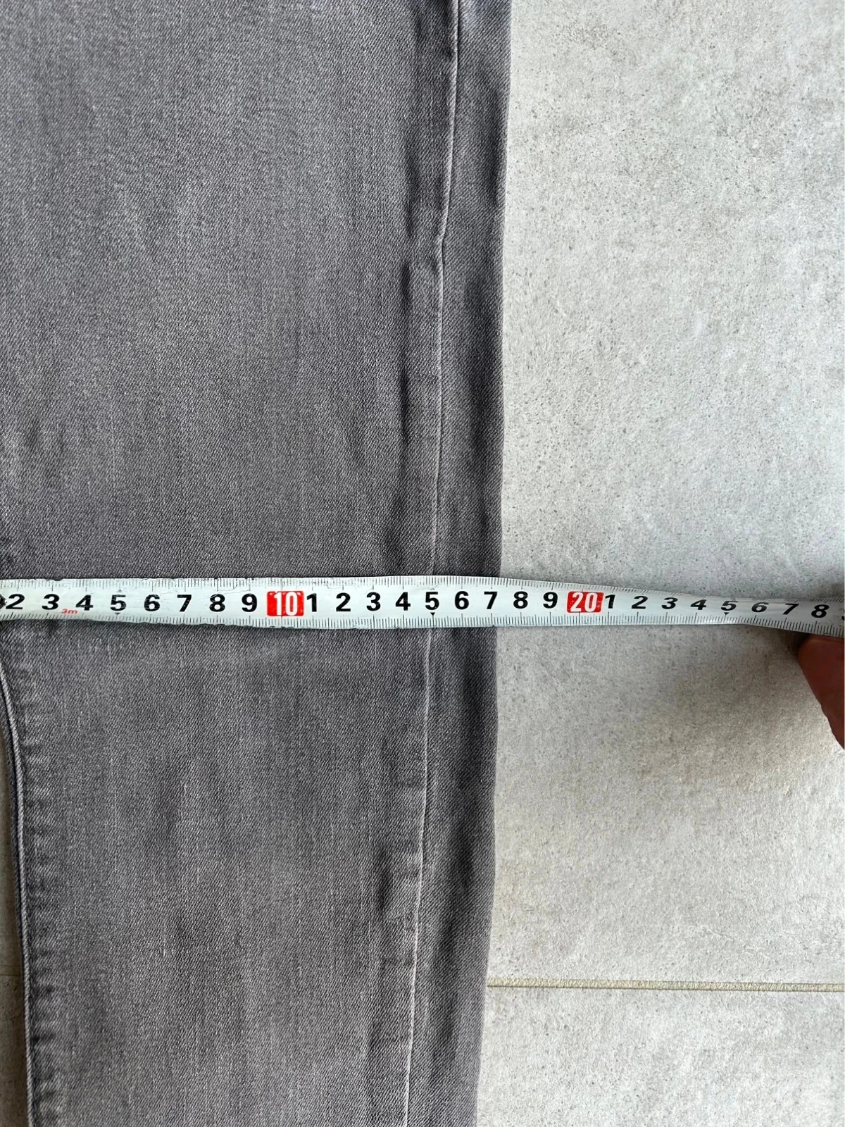 Pantalón hombre Bershka gris talla 38 – photo 4